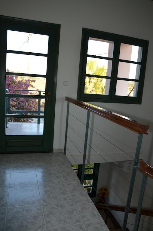 Rena'S House Hotel Kalogria  Ngoại thất bức ảnh